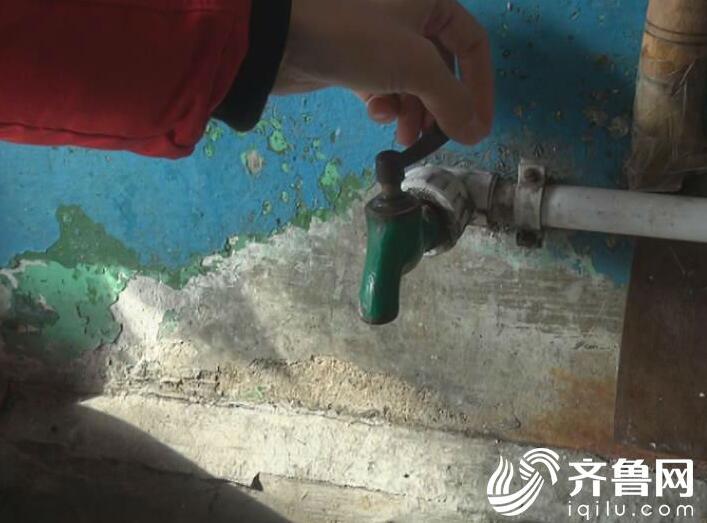 济南河务局宿舍常年没水住户搬走一半多 回应换管线