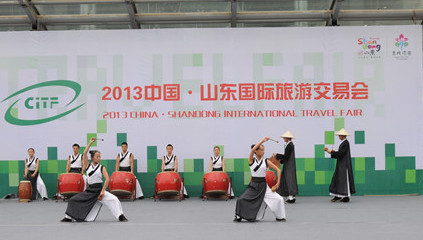 2013中国·山东国际旅游交易会大兴隆寺演出项目