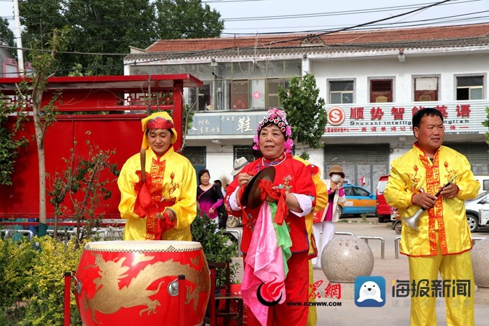 新时代文明实践丨那一抹志愿红是菏泽乡村振兴路上一道靓丽的风景