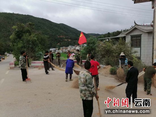 城乡环境大清理。 城乡环境大清理。