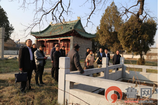 菏泽冉贤集冉仲弓祠古楷树保护专家论证会在岳程街道召开