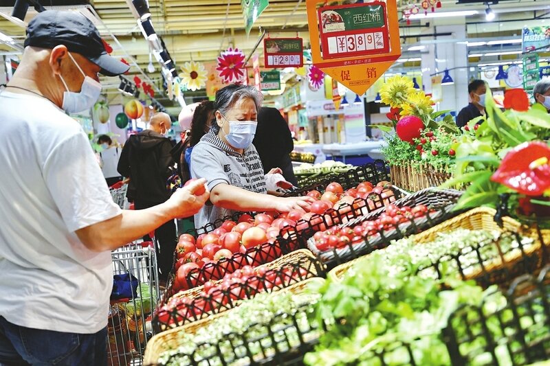 记者探访市场物资供应——别慌，“菜篮子”“米袋子”很稳当！