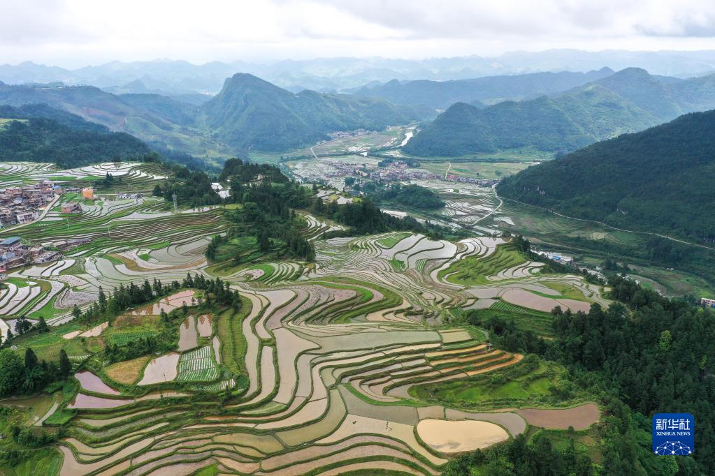 腊利梯田：镶嵌在深山里的“大地指纹”