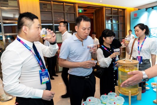七十而立再出发  东阿阿胶夏日宠粉强势开启
