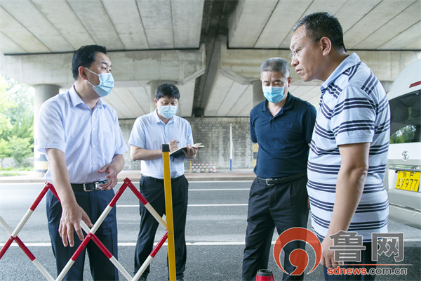烟台高新区工委副书记管委副主任宫权督导检查防汛防台风工作