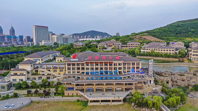 位于枣庄国家高新技术产业开发区的科技企业孵化平台互联网小镇。 位于枣庄国家高新技术产业开发区的科技企业孵化平台互联网小镇。