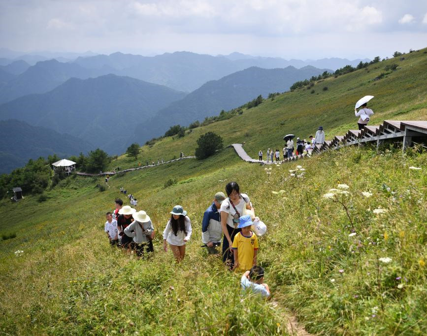 秦岭清凉小城旅游热