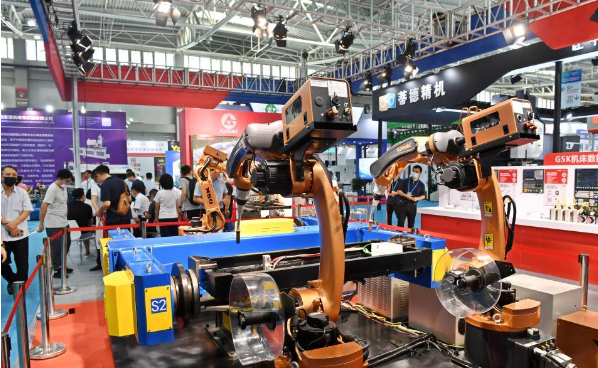 第25届青岛国际机床展览会举行