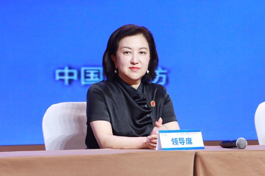 李昕颖