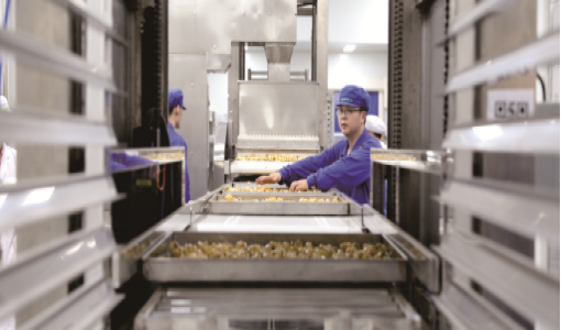 2-加工：通过5G网络将工厂、设备的加工信息上传，实现工厂加工服务在全区的共享共用，同时通过低时延实现加工温度实时监测，实现加工工艺的最优化（如浙贝母在55度下进行加工，产品品质最佳）