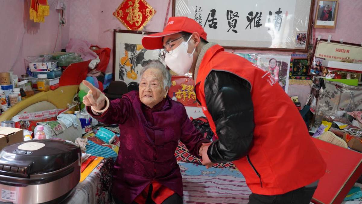 情暖新春！海尔智家“爱心来敲门”，温暖空巢老人心