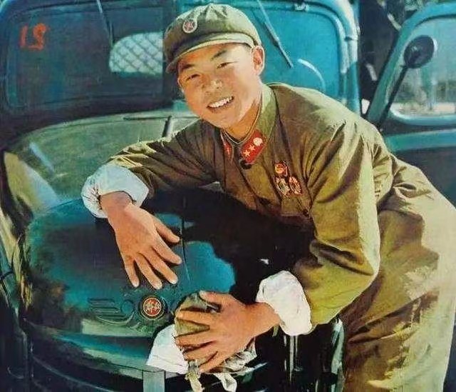 雷锋最喜爱的汽车是新中国自主生产的“解放牌CA10” 雷锋最喜爱的汽车是新中国自主生产的“解放牌CA10”