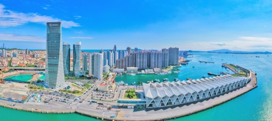 砥砺奋进新时代 蓝海珠链展画卷