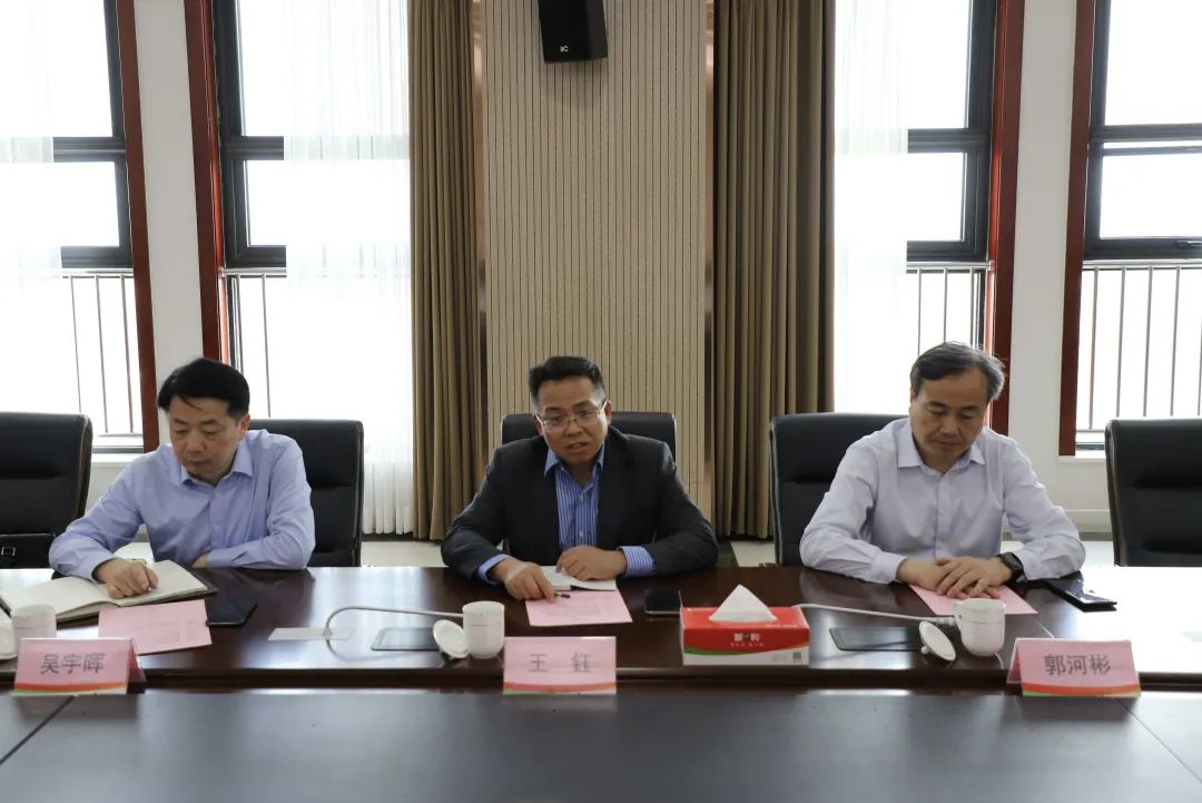 银联商务副总裁王钰一行到寿光农商银行调研交流