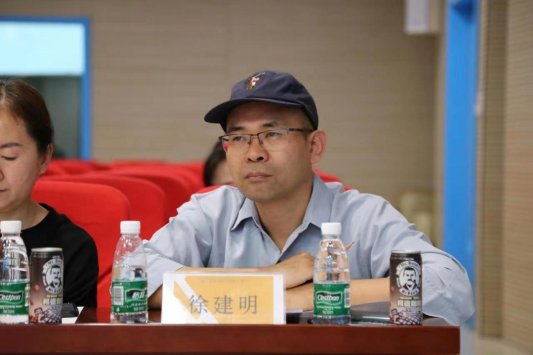 d19651e094ef0e3ed76002561a4a020