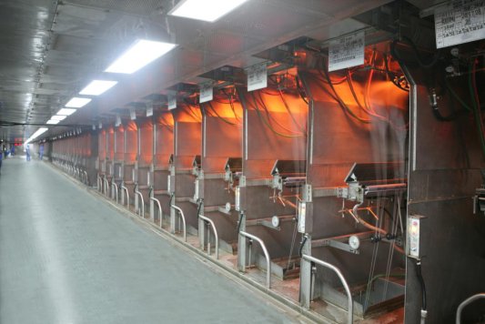 泰山玻璃纤维有限公司年产12万吨无碱玻纤池窑拉丝生产线