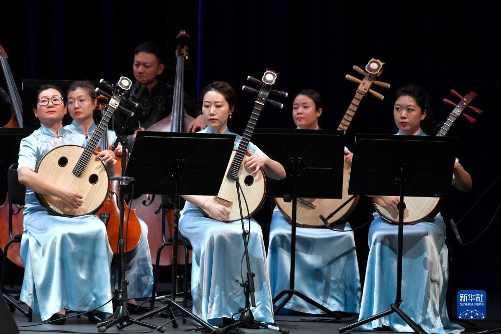 俄罗斯“中国文化节”专场演出《江山如画》民族音乐会在莫斯科举行