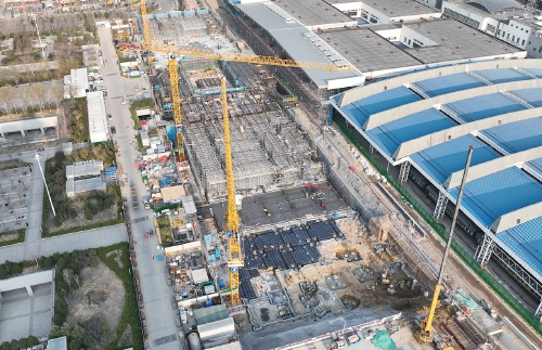 济南站增设北站房工程加速建设 地下一层满堂架搭设完成80%