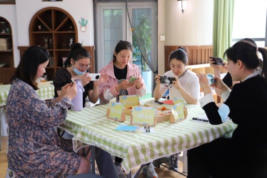 育儿课堂  