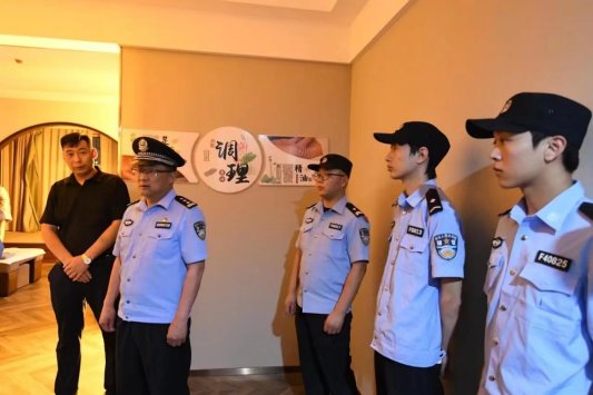 【护航中高考】巨野公安开展社会面集中清查行动