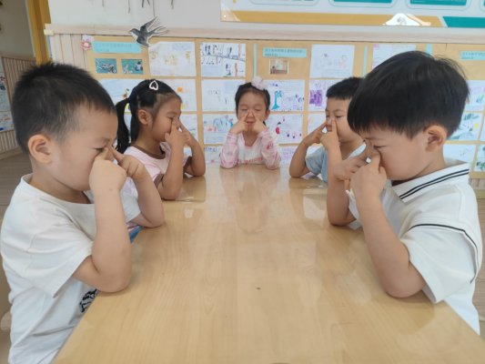 眼保健操  