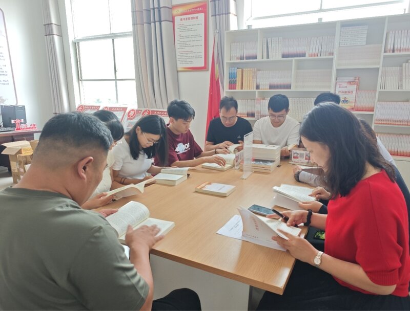 郯城县杨集镇开展“金秋悦读季.书香嘉年华”第二届全民阅读活动