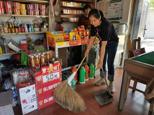 一抹“香溢红”志愿服务解民忧