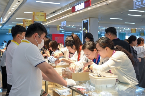 Gems View | 梦金园登陆港股，“技术流”珠宝品牌终圆梦