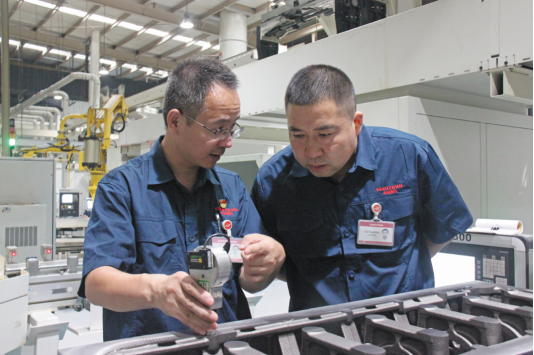 砥砺奋进传薪火 导师带徒育人才