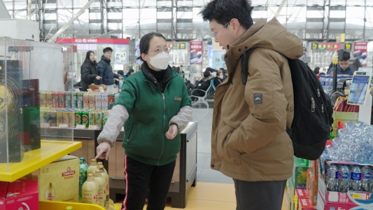 最暖是归途，春运首日，归乡心切，带什么回家？