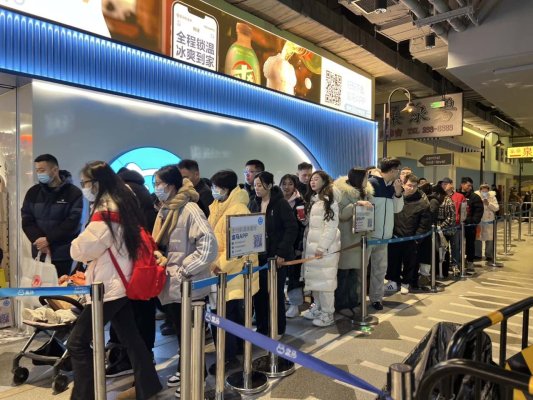 消费焕新 年轻人用盒马“爆改”小城市的春节