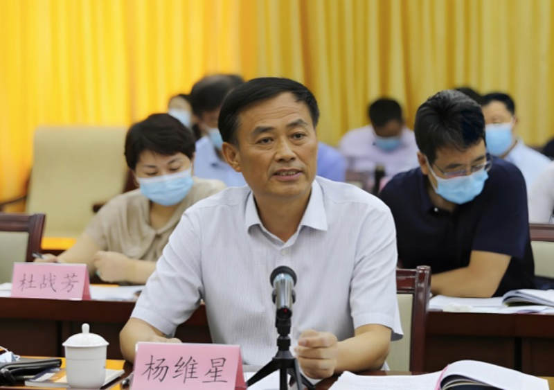 “《哪吒2》票房第一影城”背后的“德百商业王国”