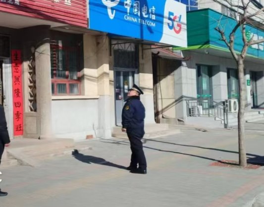 星空体育网站：济南市莱芜区寨里镇：城管进
