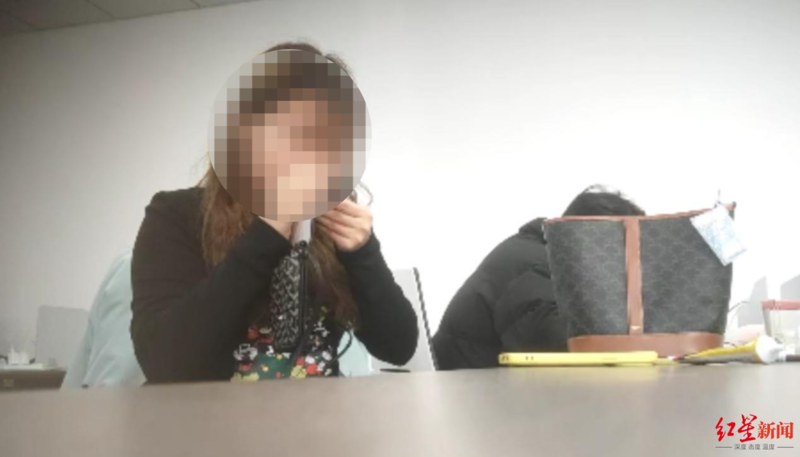 揭秘二手奢侈品平台欺诈黑产：勾结顺丰快递员私拆包裹损件造假