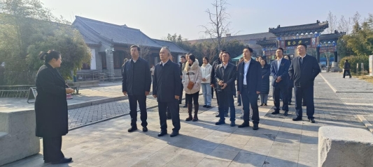 齐商银行鲁中支行开展“齐廉齐行 共树清风”主题活动