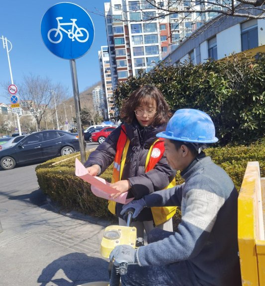 3e2c395215cae41c546a3bbdab5428ff_