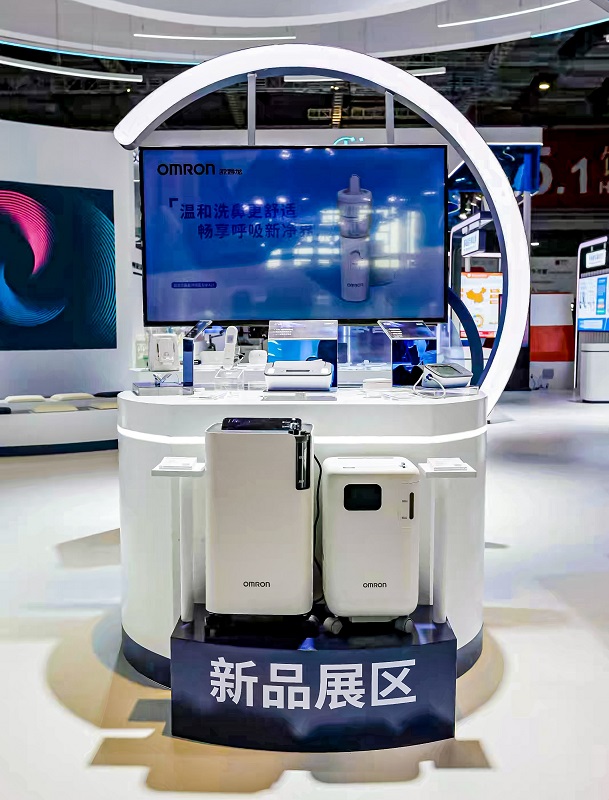 欧姆龙携多款智慧创新成果亮相CMEF，数智赋能助力健康中国建设