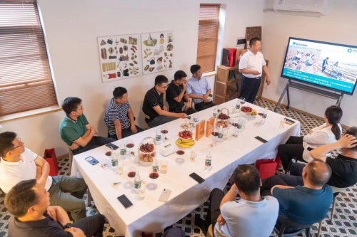 湖北省老河口市：玥园隐世售佳烟 丛林深处会茄缘