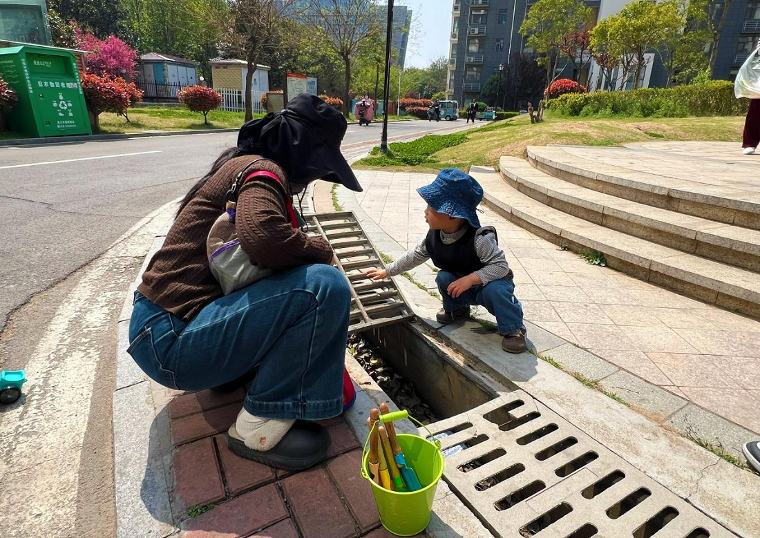 临沂沂河新区芝麻墩街道：以物业变“红” 促小区变“美”