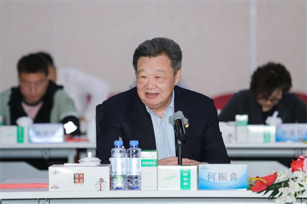 鲁南制药集团与中国研究型医院学会举行战略合作签约