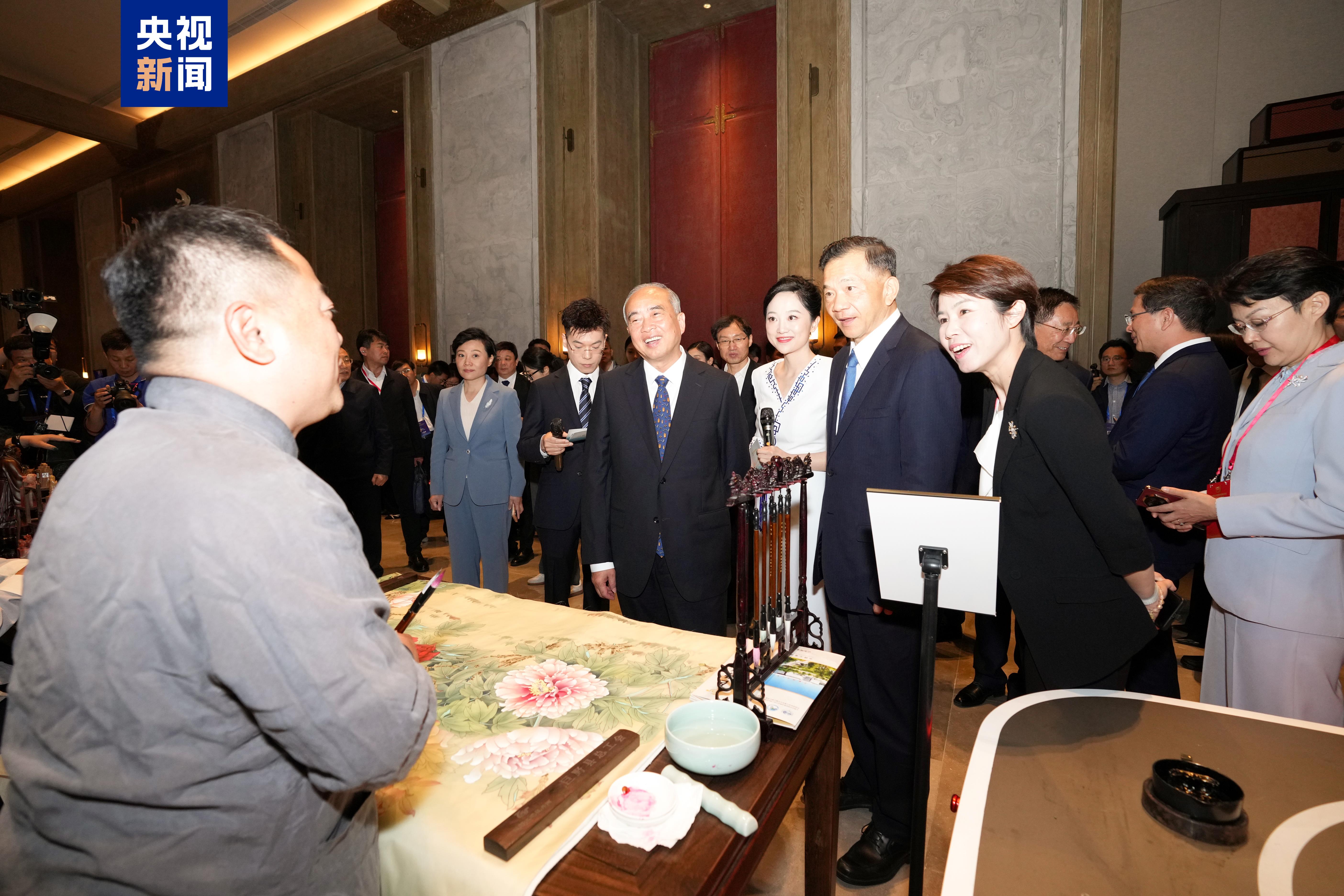 交流互鉴 科技赋能!第四届全球媒体创新论坛在山东曲阜举行