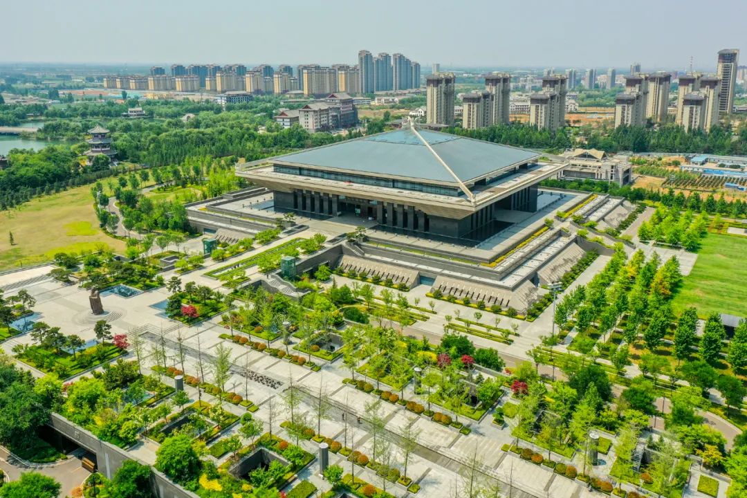当孔孟之乡邂逅机器人大会：一场跨越千年的文明对话正在展开