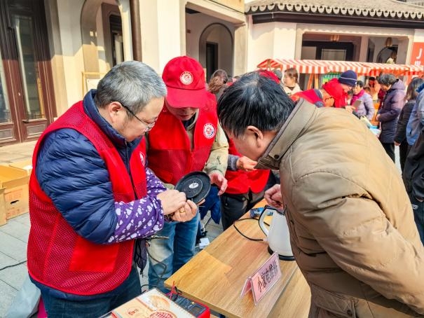 用大爱点亮生命，以担当书写荣光—舟山水司造血干细胞捐赠者袁建炯载誉归来！