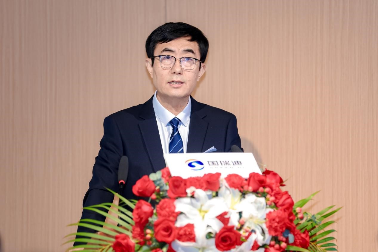 国瑞迪科技全国首发绿色数智中间包智涂机器人 引领冶金服务行业智能化转型