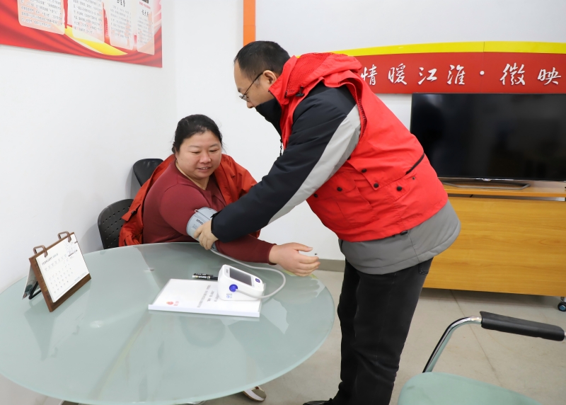 屯溪烟草：工会驿站传递文明温度威客电竞登录(图2)