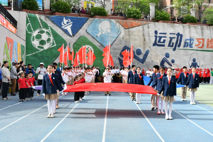 东城逸家教育集团奥龙小学2025年春季运动会精彩纪实