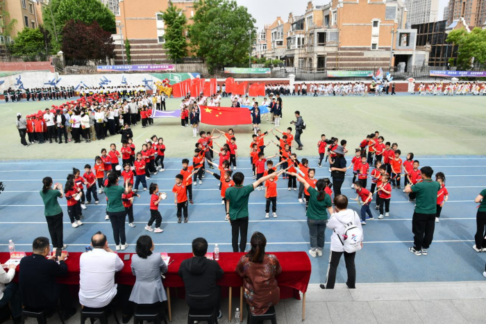 东城逸家教育集团奥龙小学2025年春季运动会精彩纪实
