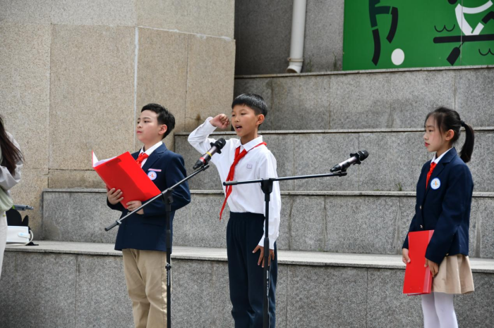 东城逸家教育集团奥龙小学2025年春季运动会精彩纪实