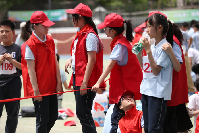 东城逸家教育集团奥龙小学2025年春季运动会精彩纪实