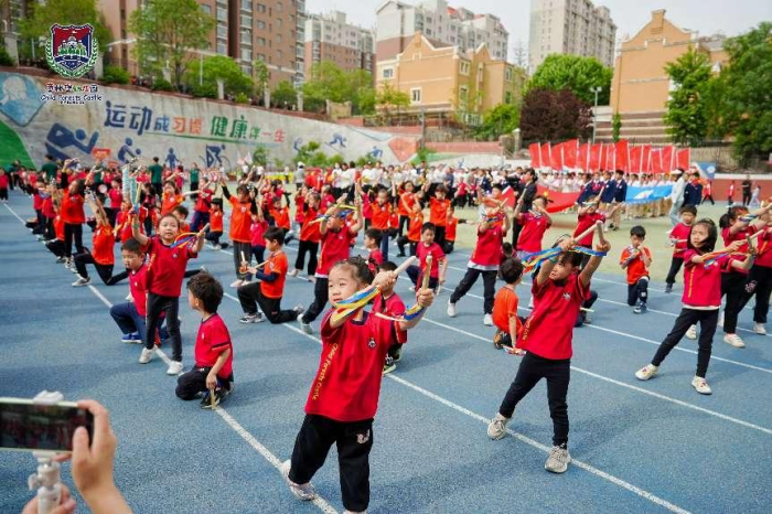 东城逸家教育集团奥龙小学2025年春季运动会精彩纪实